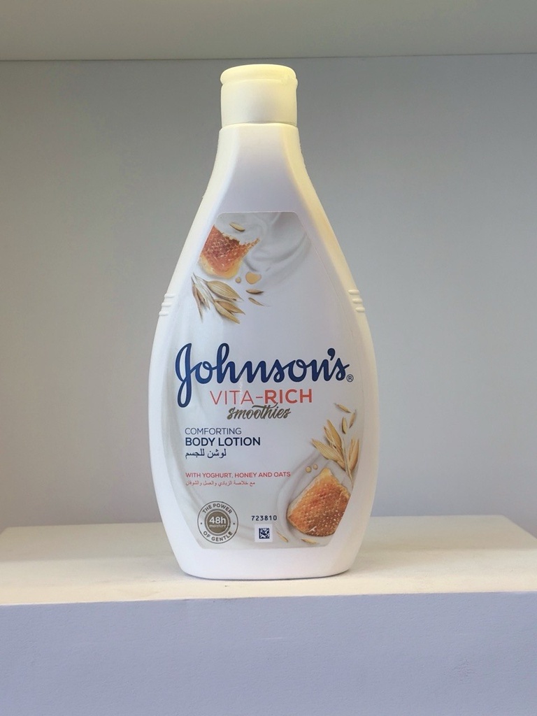 JOHNSON'S BODY LOTION WITH YOGHURT PEACH AND COCONUT 400ml